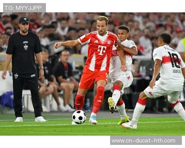 拜仁12场不败局面！补时连入2球，7战圣保利全胜，连续8纪录